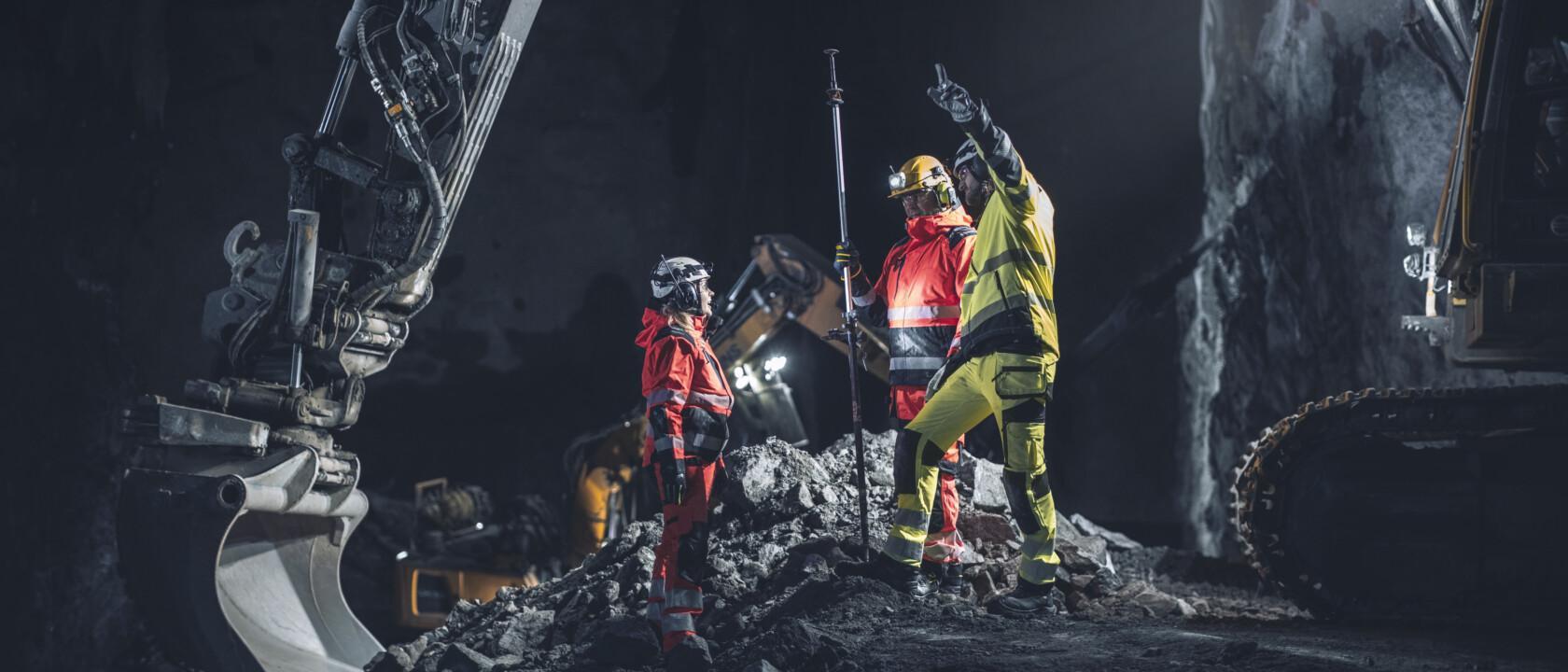 Blåkläderin palosuojatut työvaatteet